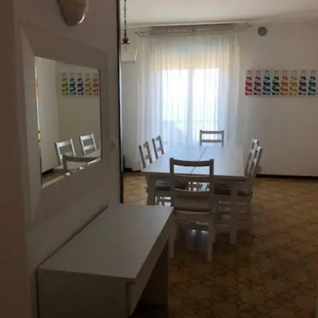 Residence Faro - Walterigato Apartments Solo Per Famiglie Lido di Jesolo Exterior photo