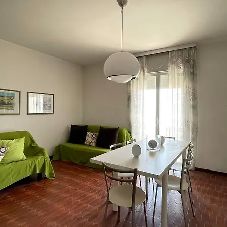 Residence Faro - Walterigato Apartments Solo Per Famiglie Lido di Jesolo Exterior photo